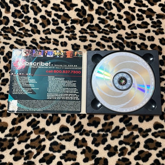 1995 BLENDER Volume CD-ROM Entertainment Magazine BJORK Radiohead Simpsons Music - Picture 4 of 17